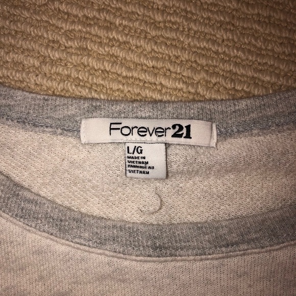 Gray and White Shirt - Picture 2 of 3